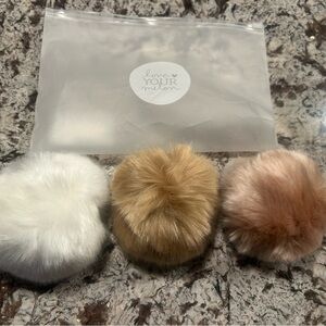 Love Your Melon Trio Pom-Pom Set - Cream, Gold, Tan